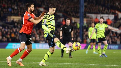 arsenal x luton town palpite